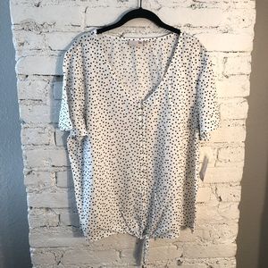 NWT Polka Dot Tie Button Flutter Blouse